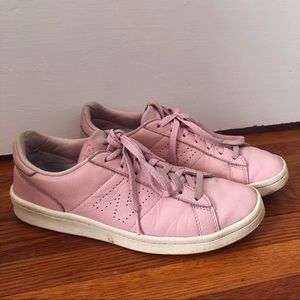 New balance j.crew pink leather sneakers